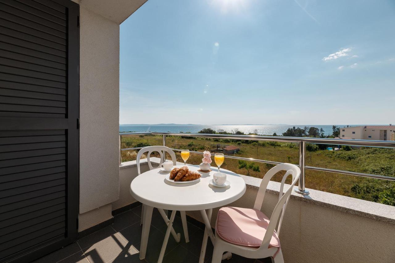 Malo Ferienvilla Privlaka, Pool, Boje, Wi-Fi, Wallbox Privlaka  Eksteriør billede